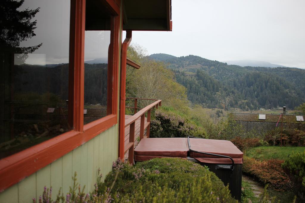 The Historic Requa Inn Klamath Kültér fotó