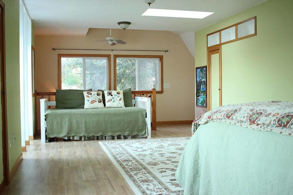 The Historic Requa Inn Klamath Kültér fotó